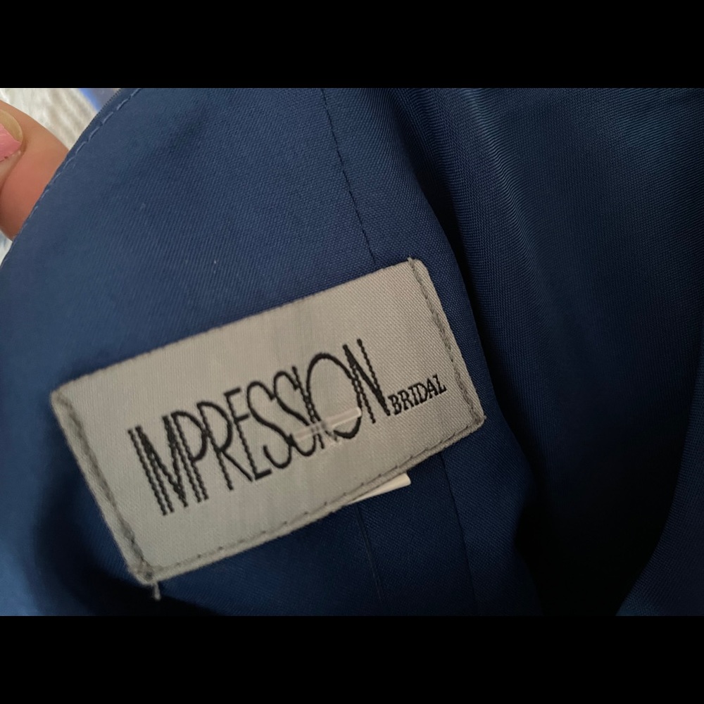 IMPRESSION BRIDAL DRESS - Picture 3 of 4